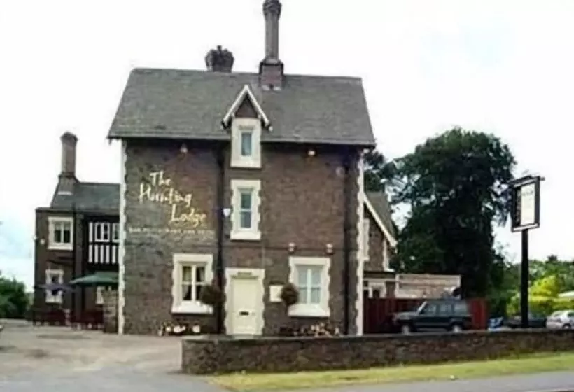 Отель The Hunting Lodge