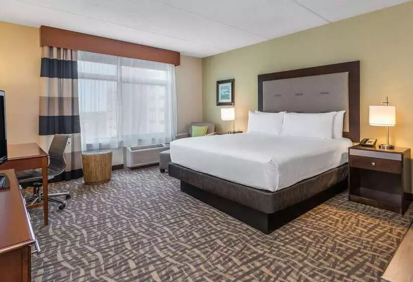 هتل Wyndham Garden Buffalo Downtown