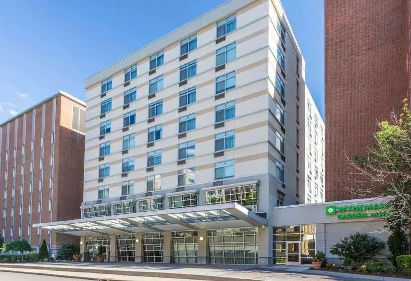 هتل Wyndham Garden Buffalo Downtown