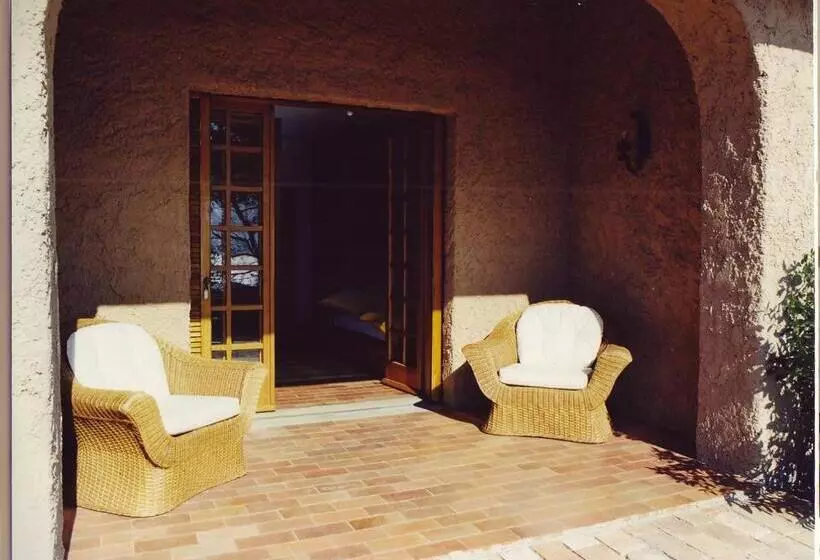 Aamiaismajoitus (B&B) Animosque Giannutri