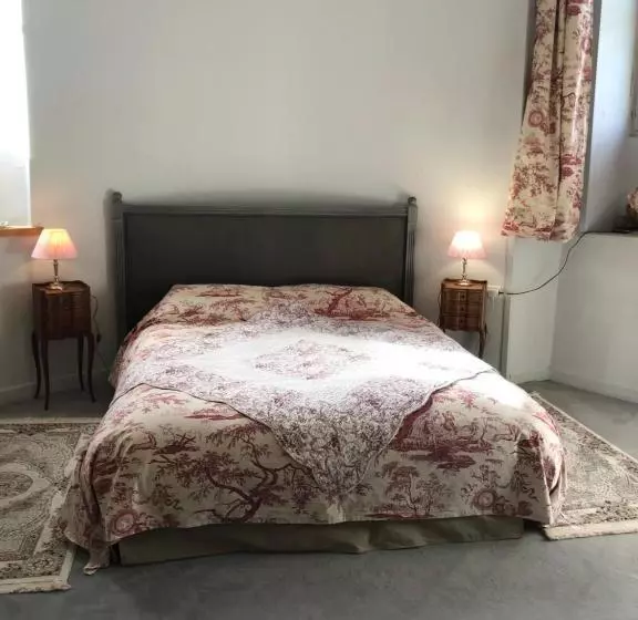 Aamiaismajoitus (B&B) Château De La Mothe