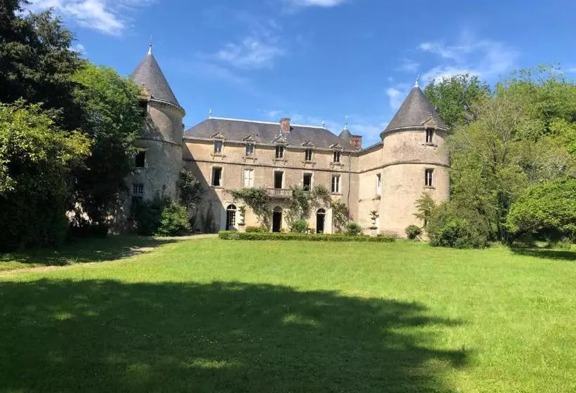 Aamiaismajoitus (B&B) Château De La Mothe