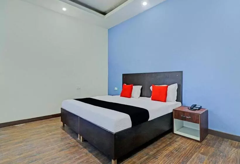 Hotelli Kanha Resort