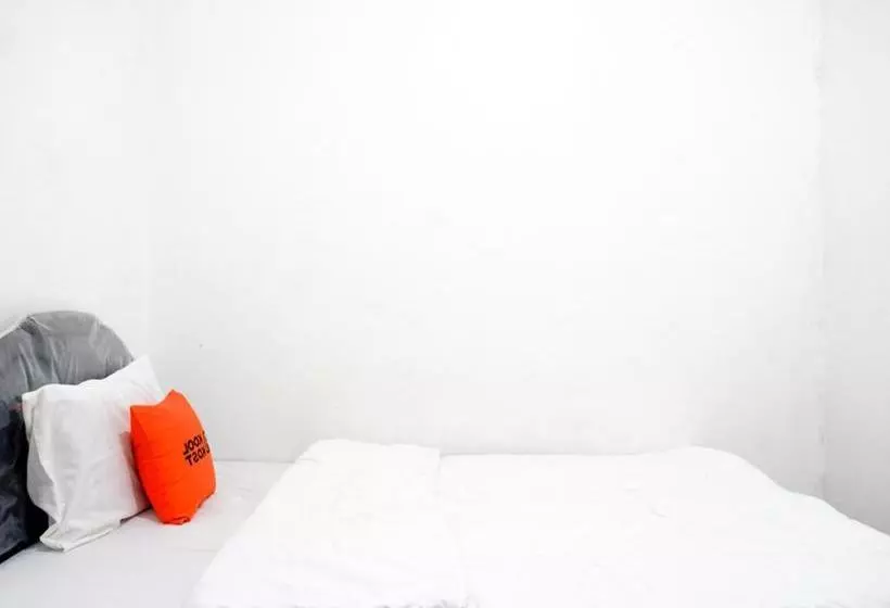 Hotelli Koolkost Syariah Near Universitas Diponegoro Tembalang 2