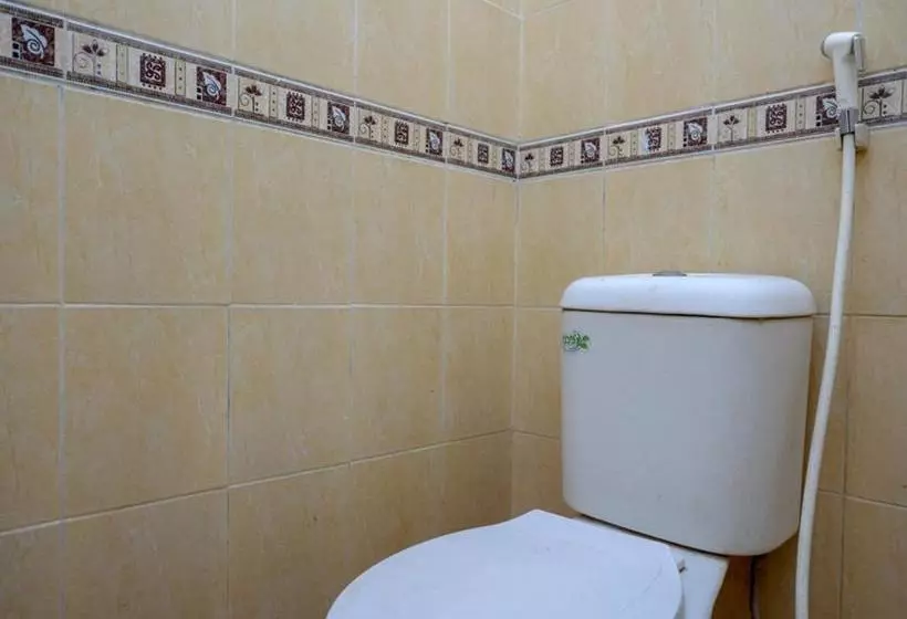 Hotelli Koolkost Syariah Near Universitas Diponegoro Tembalang 2