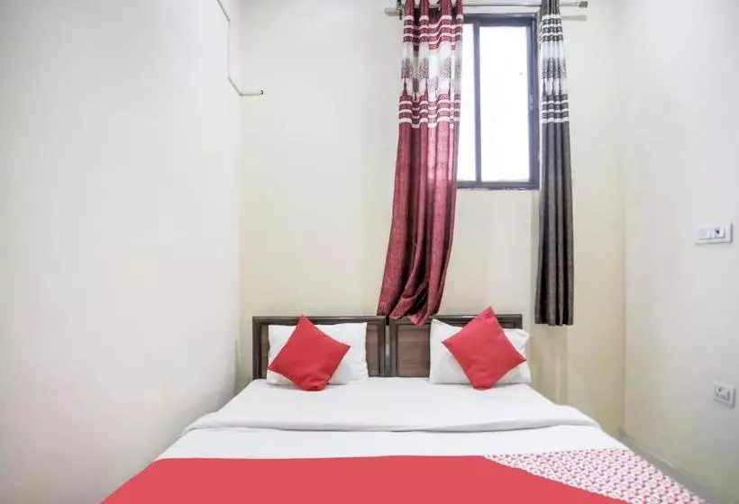 Hotelli Oyo 77842 Triveni Darshan