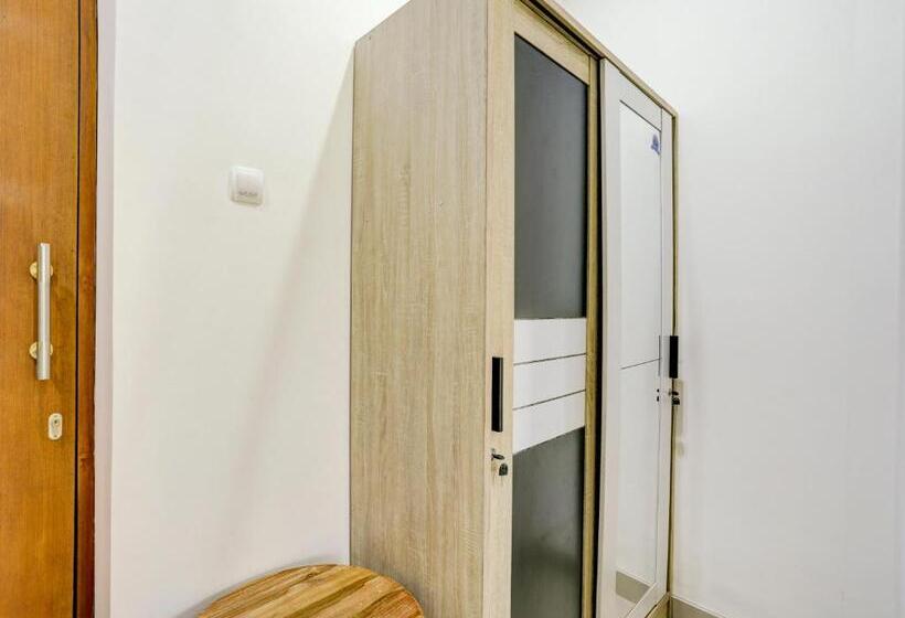 בית מלון כפרי Oyo 90232 March 67 Stay