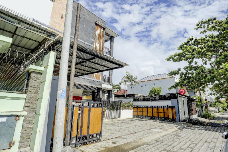 בית מלון כפרי Oyo 90232 March 67 Stay