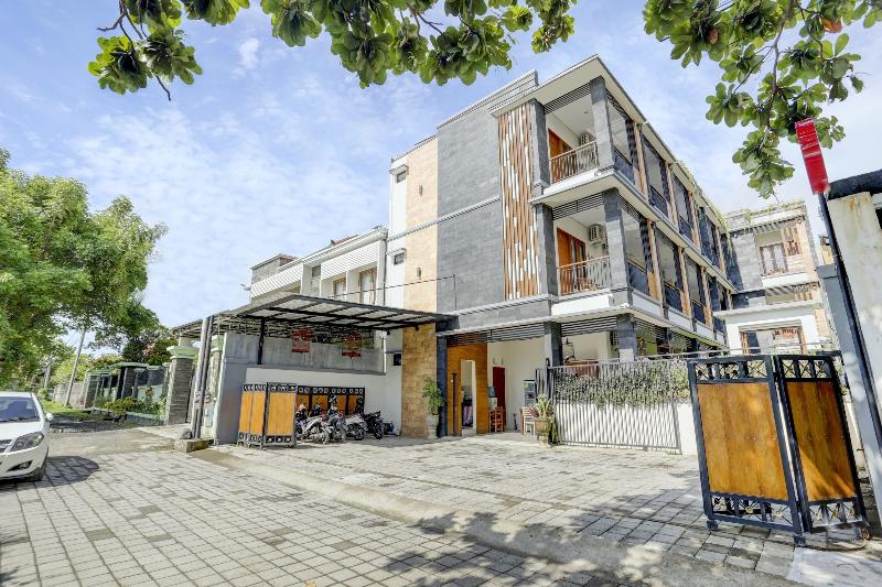 בית מלון כפרי Oyo 90232 March 67 Stay