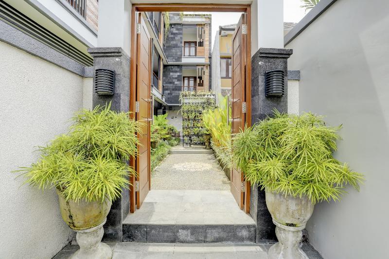 בית מלון כפרי Oyo 90232 March 67 Stay