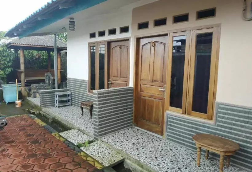 Hotelli Oyo 90369 An Nur Family Homestay Syariah