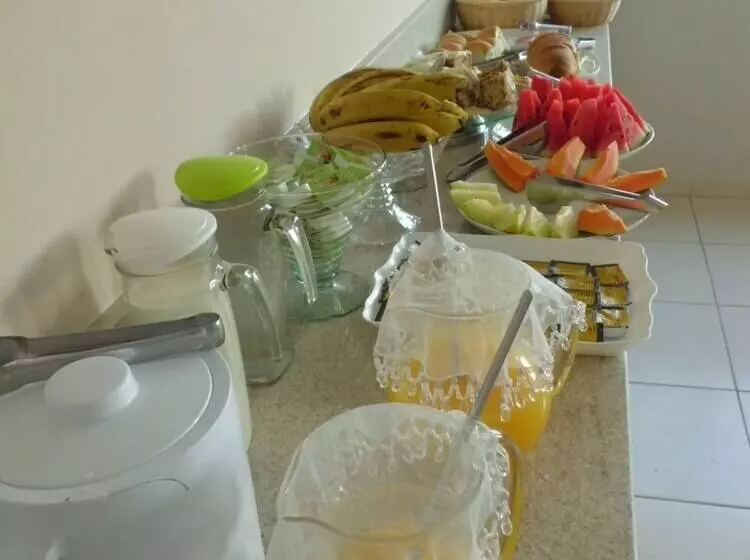 Hotelli Paineiras Park