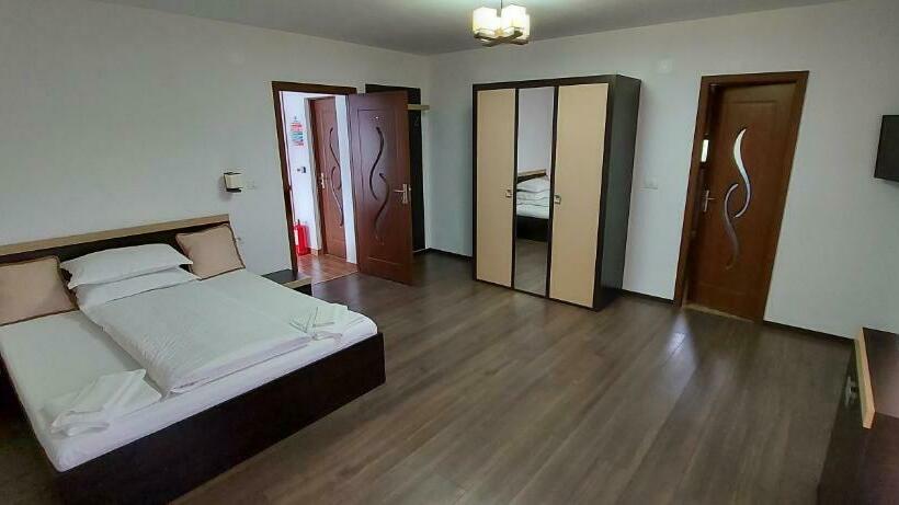 פנסיון Popasul Din Lunca