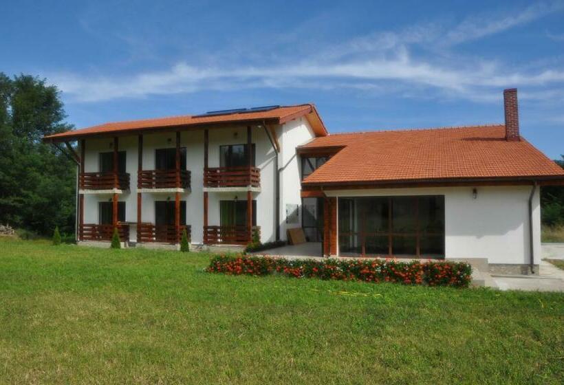 פנסיון Popasul Din Lunca