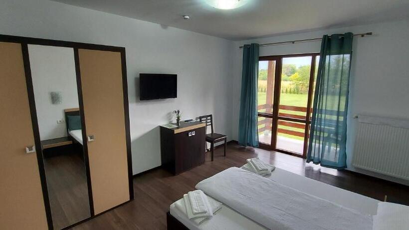 פנסיון Popasul Din Lunca