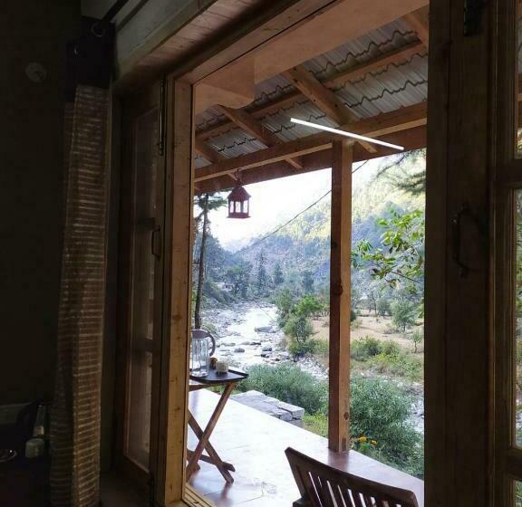 Resort The Riverwalk Tirthan Valley