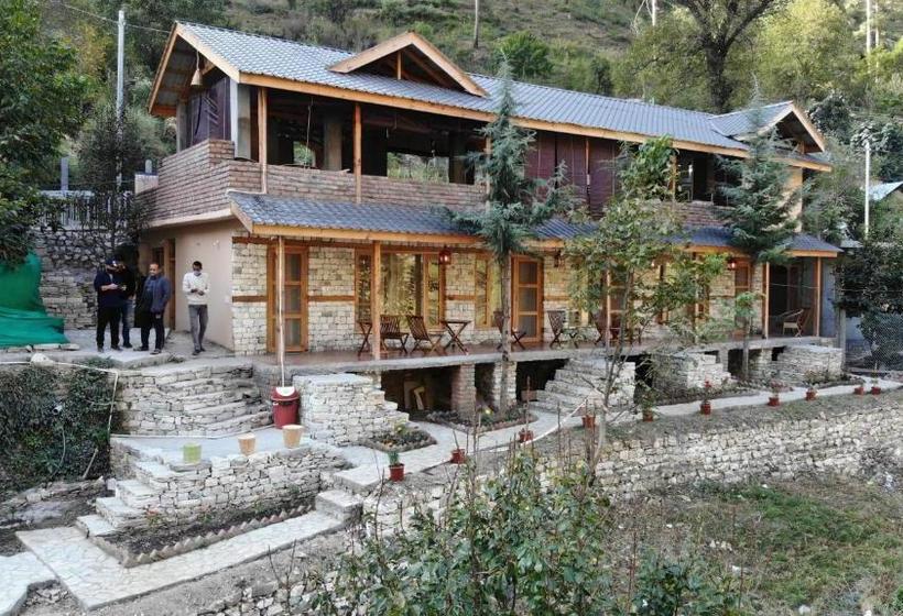 Resort The Riverwalk Tirthan Valley