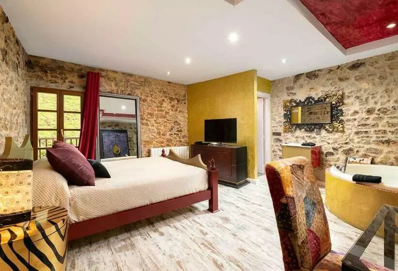 ユースホステル El Palacete Soñado O