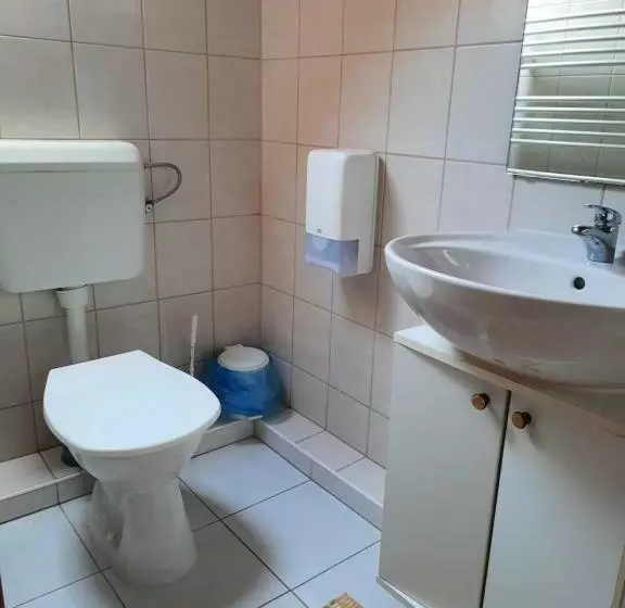 ベッドアンドブレックファースト Hat Testvér Fogadó