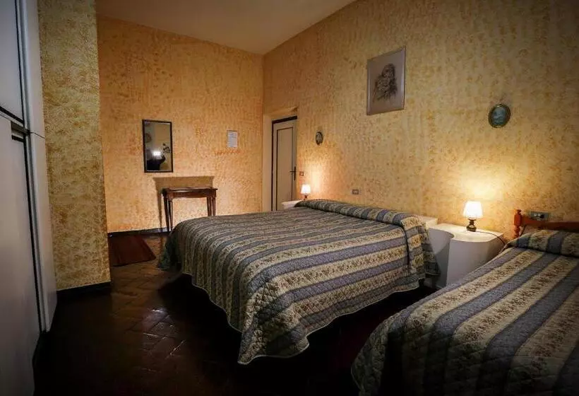 ホテル Agriturismo Il Poggetto