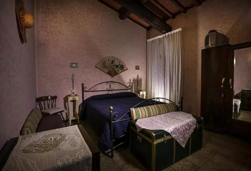 ホテル Agriturismo Il Poggetto