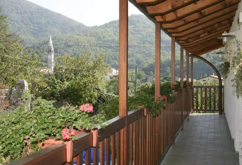 Hotelli Borgo Di Corte Alloggio Agrituristico
