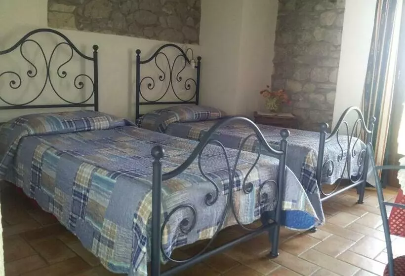 Hotelli Borgo Di Corte Alloggio Agrituristico