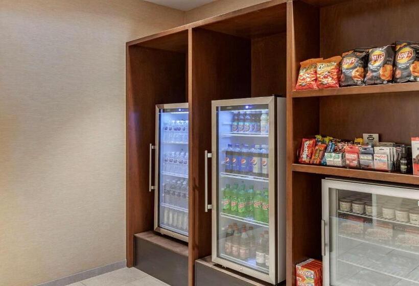 فندق Comfort Inn & Suites