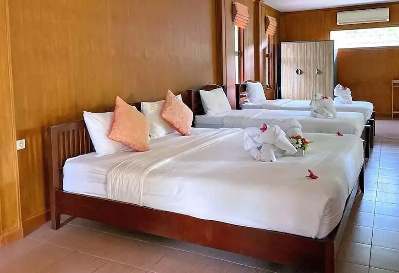 ホテル Doo Dee Boutique Resort By Swiss Chalet