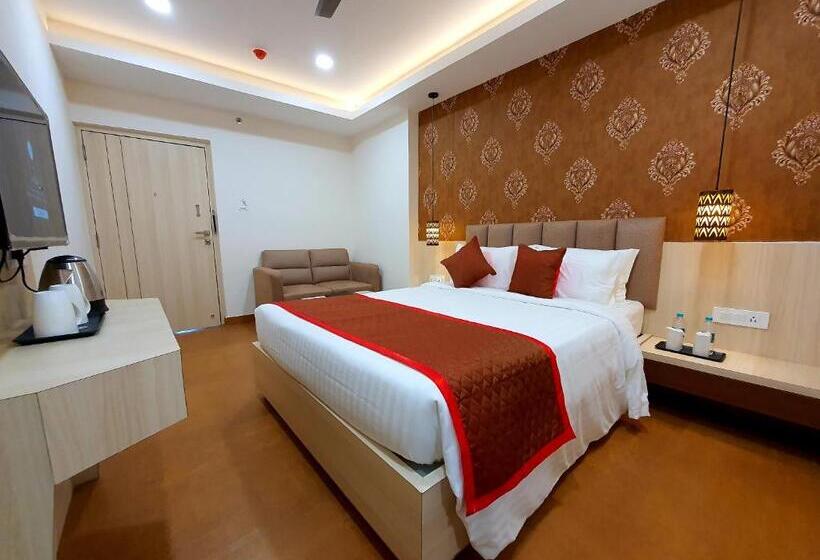 酒店 Paras Heights