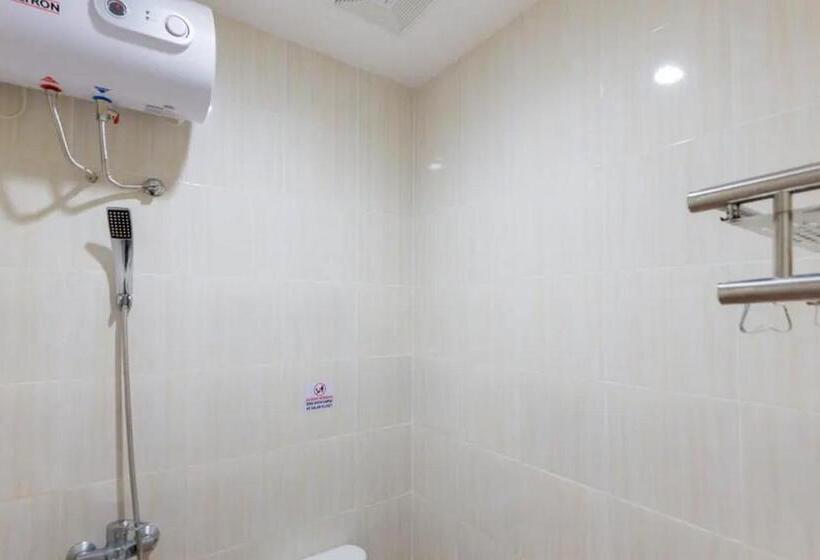 فندق Reddoorz @ Bukit Palma Surabaya