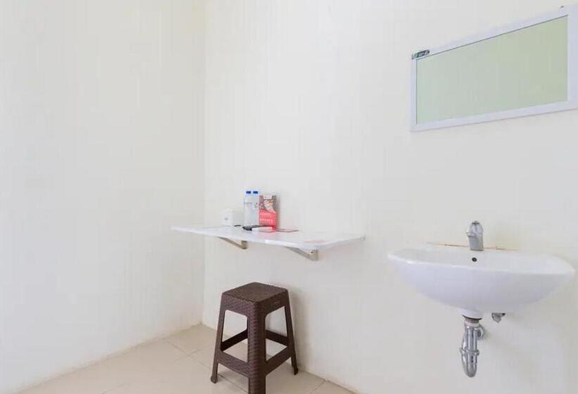 فندق Reddoorz @ Bukit Palma Surabaya