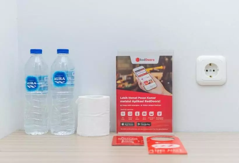 ホテル Reddoorz Syariah Near Jalan Ahmad Yani Banjarmasin 3