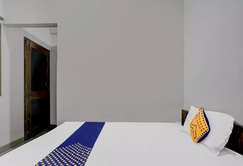 هتل Spot On 81321 Convival Budget Stay