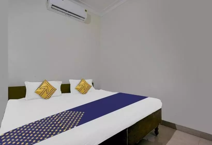 هتل Spot On 81321 Convival Budget Stay