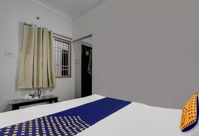 هتل Spot On 81321 Convival Budget Stay