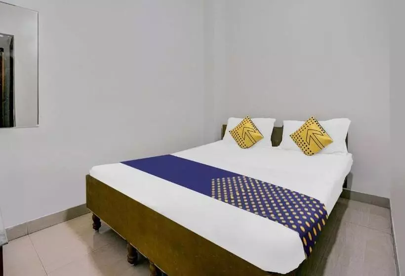 هتل Spot On 81321 Convival Budget Stay