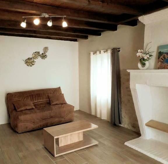 بنسيون A La Paillotte