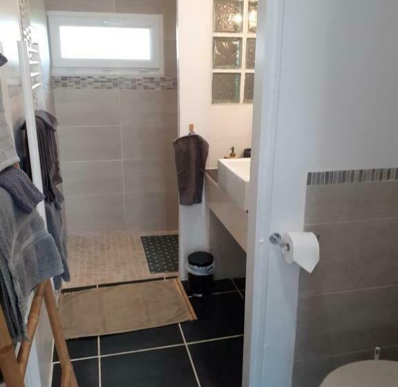 بنسيون A La Paillotte