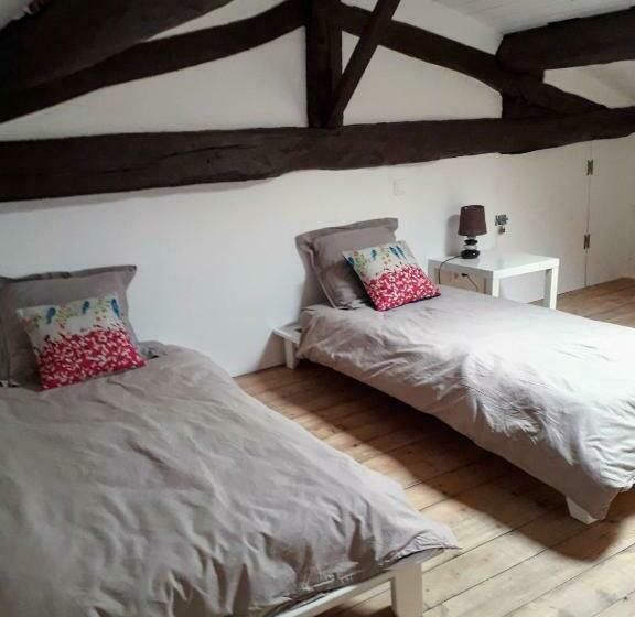 بنسيون A La Paillotte