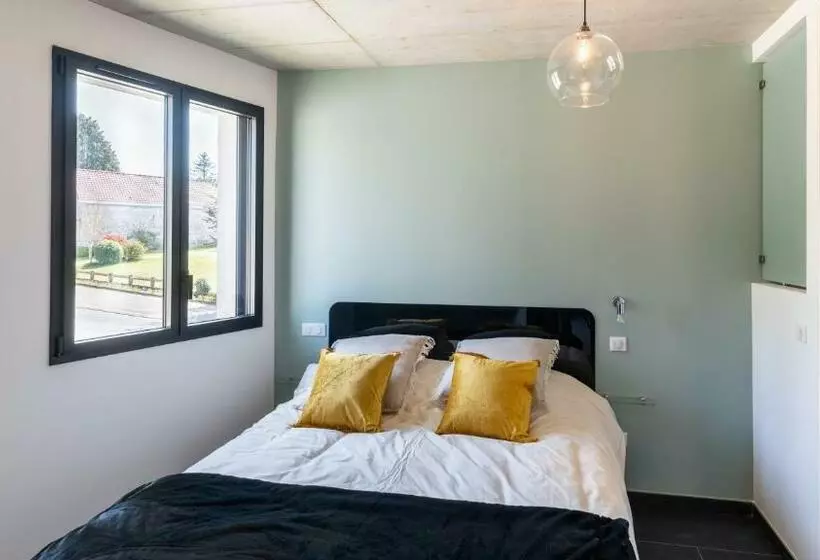 ペンション Au Coeur Du Village