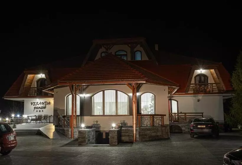 Majatalo Veranda Panzio