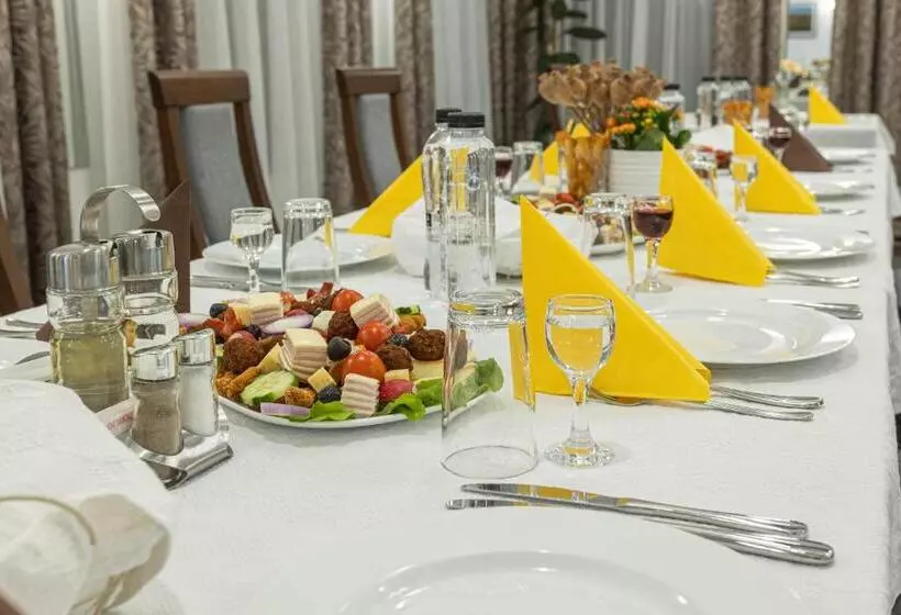 Majatalo Veranda Panzio