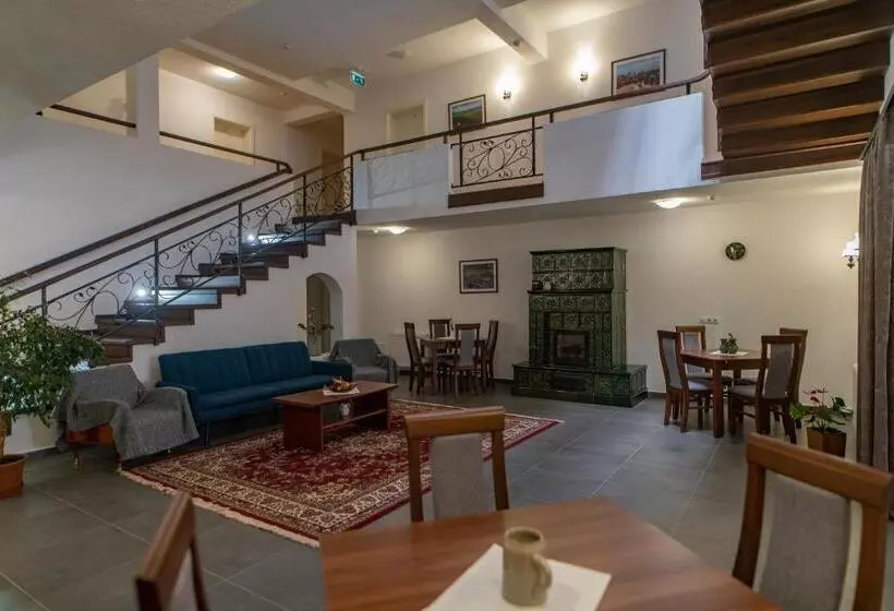 Majatalo Veranda Panzio