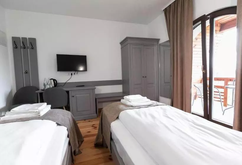 Majatalo Veranda Panzio