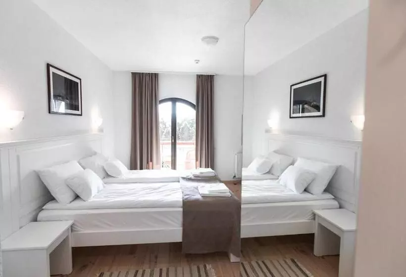 Majatalo Veranda Panzio