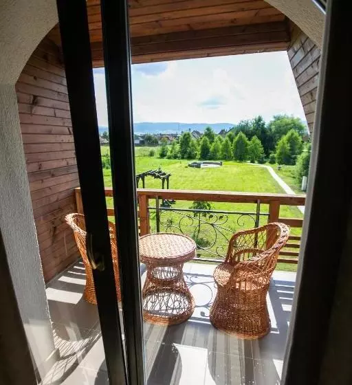 Majatalo Veranda Panzio