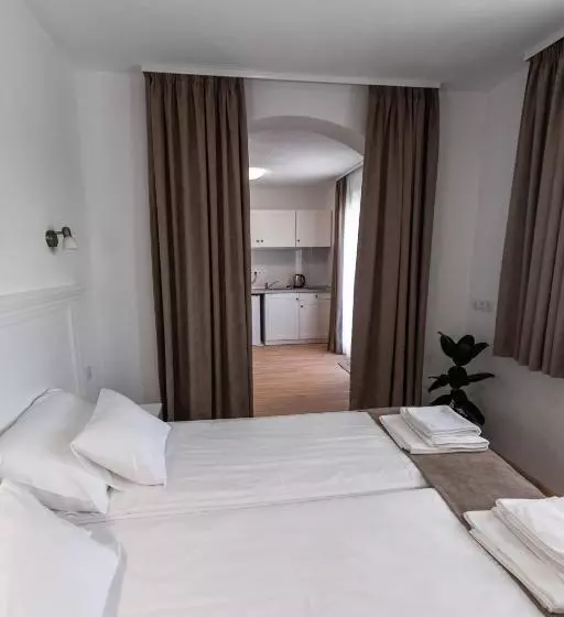 Majatalo Veranda Panzio