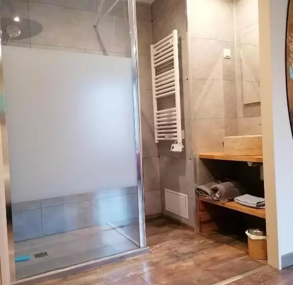 Aamiaismajoitus (B&B) La Résinière