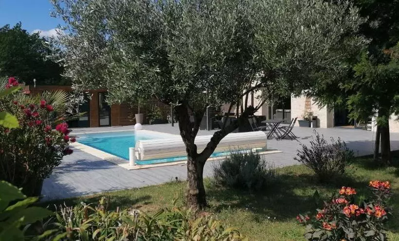 Aamiaismajoitus (B&B) La Résinière